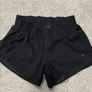 Athleta Women's Athletic Black Shorts Mesh Racer Run 4”